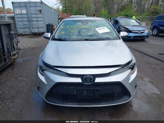45754810 :رقم المزاد ، JTDEPRAE2LJ019440 vin ، 2020 Toyota Corolla Le مزاد بيع