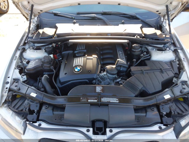 2013 Bmw 328i მანქანა იყიდება აუქციონზე, vin: WBADW7C52DE731843, აუქციონის ნომერი: 45754833