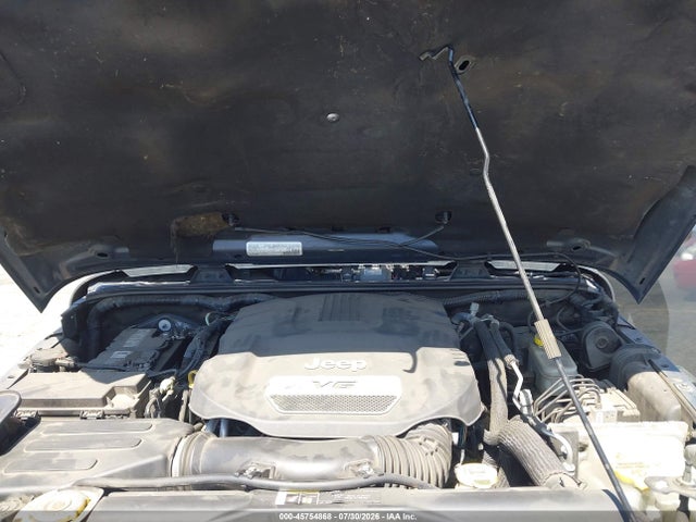1C4BJWEG6HL590794 Jeep Wrangler Unlimited Sahara