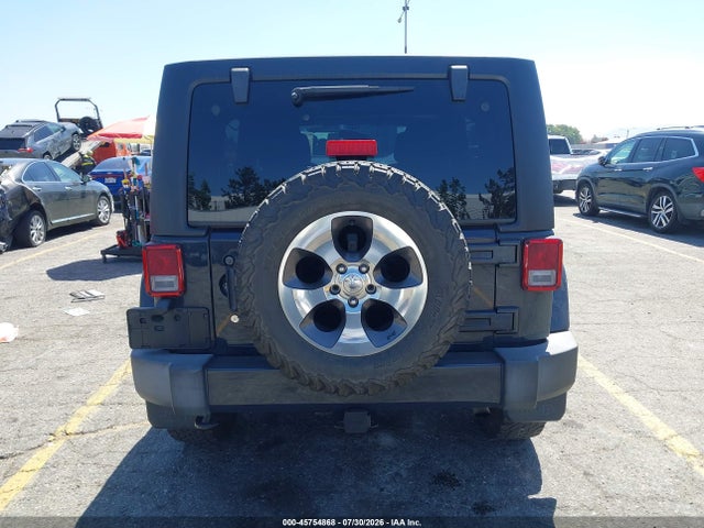 1C4BJWEG6HL590794 Jeep Wrangler Unlimited Sahara