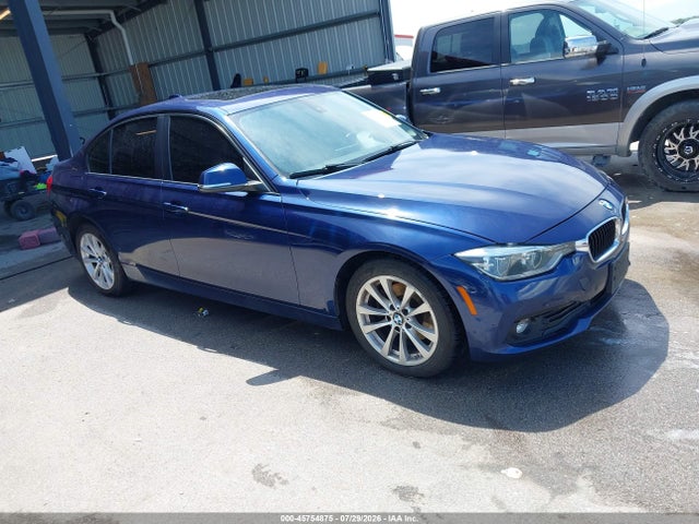 2018 Bmw 320i Xdrive მანქანა იყიდება აუქციონზე, vin: WBA8E5G58JNU47213, აუქციონის ნომერი: 45754875