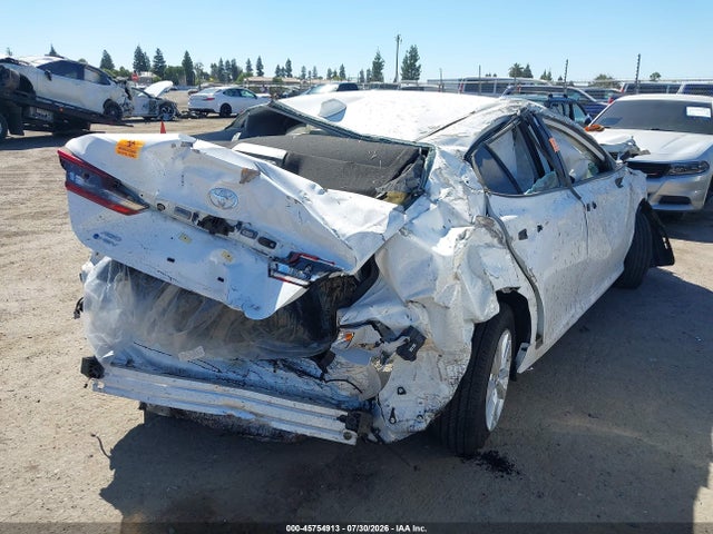 Toyota CAMRY LE 2026 4T1DBADK7TU554917 Image 4