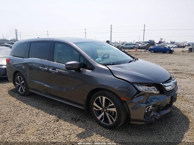 Honda Odyssey Elite 2018 5FNRL6H97JB089556 головне зображення