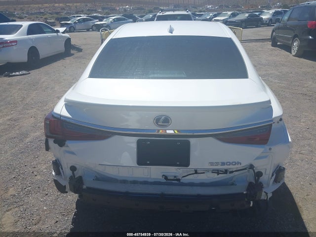 58ADA1C14MU003768 Lexus ES 300H