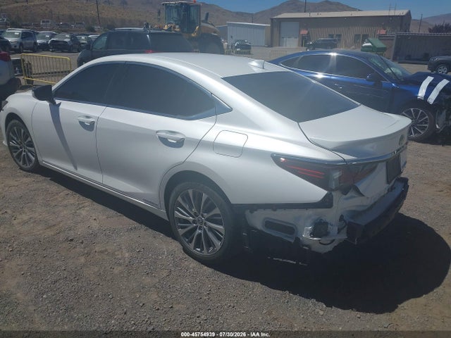 58ADA1C14MU003768 Lexus ES 300H