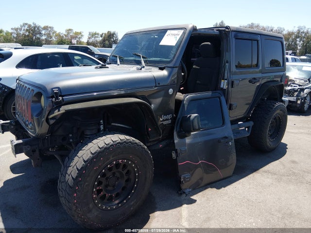 1C4HJXDG7JW222145 Jeep Wrangler Unlimited Sport S 4x4