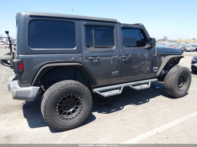 1C4HJXDG7JW222145 Jeep Wrangler Unlimited Sport S 4x4