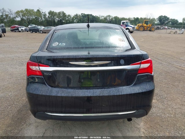 45755061 :رقم المزاد ، 1C3CCBBB4DN601522 vin ، 2013 Chrysler 200 Touring مزاد بيع
