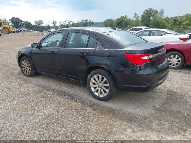 45755061 :رقم المزاد ، 1C3CCBBB4DN601522 vin ، 2013 Chrysler 200 Touring مزاد بيع
