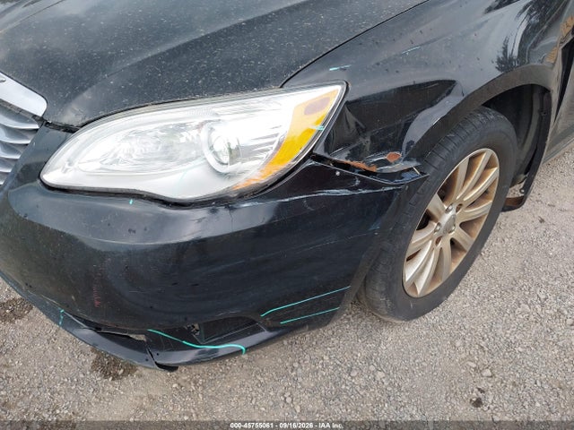 45755061 :رقم المزاد ، 1C3CCBBB4DN601522 vin ، 2013 Chrysler 200 Touring مزاد بيع