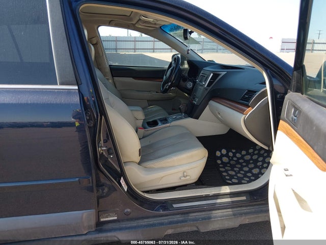 Продажа на аукционе авто 2014 Subaru Outback 2.5i Limited, vin: 4S4BRBLC6E3277429, номер лота: 45755063