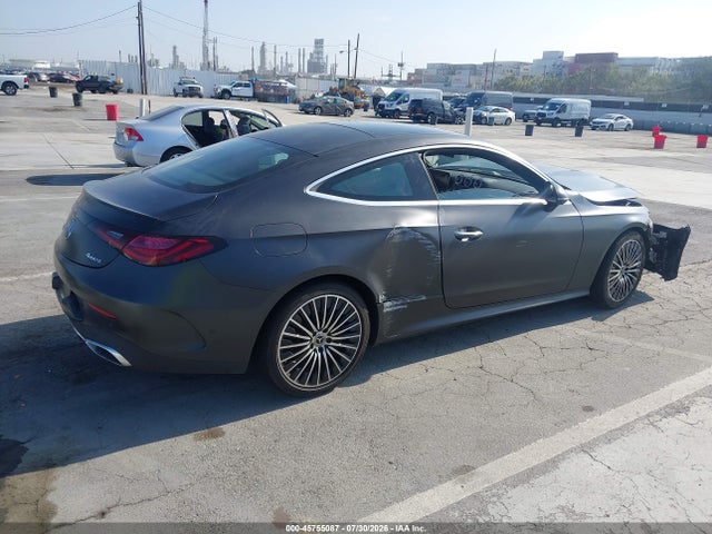 W1KMJ4HB6RF028977 Mercedes-Benz Cle 300 4matic