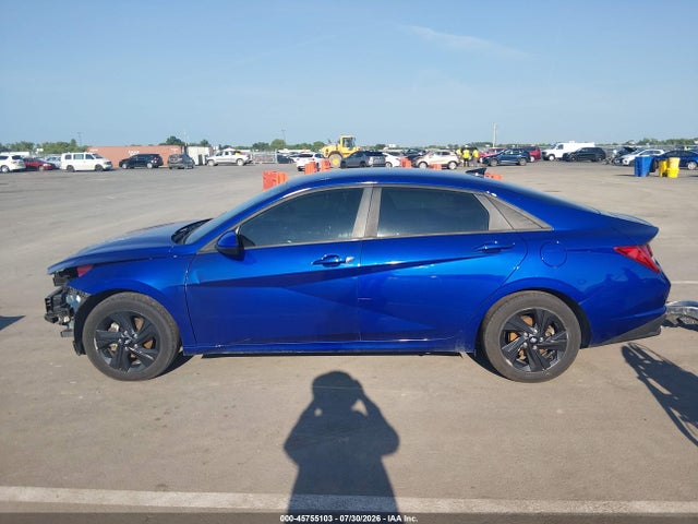 Продажа на аукционе авто 2022 Hyundai Elantra Hybrid Blue, vin: KMHLM4AJXNU031722, номер лота: 45755103