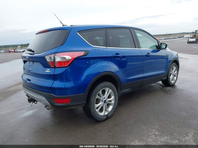 1FMCU9G90HUF10987 Ford ESCAPE SE