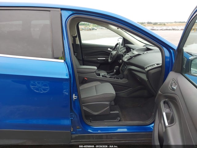 1FMCU9G90HUF10987 Ford ESCAPE SE
