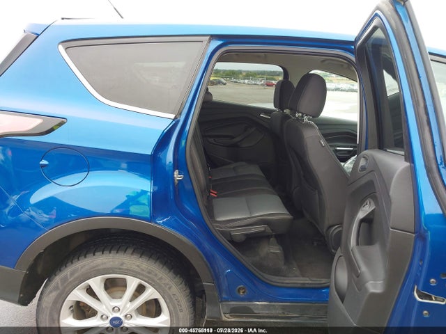 1FMCU9G90HUF10987 Ford ESCAPE SE