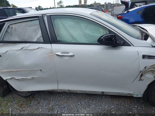 KIA Optima Lx 2018 5XXGT4L38JG197499 Image 14