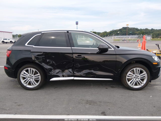 45755233 :رقم المزاد ، WA1BNAFY7J2222435 vin ، 2018 Audi Q5 2.0t Premium/2.0t Tech Premium مزاد بيع