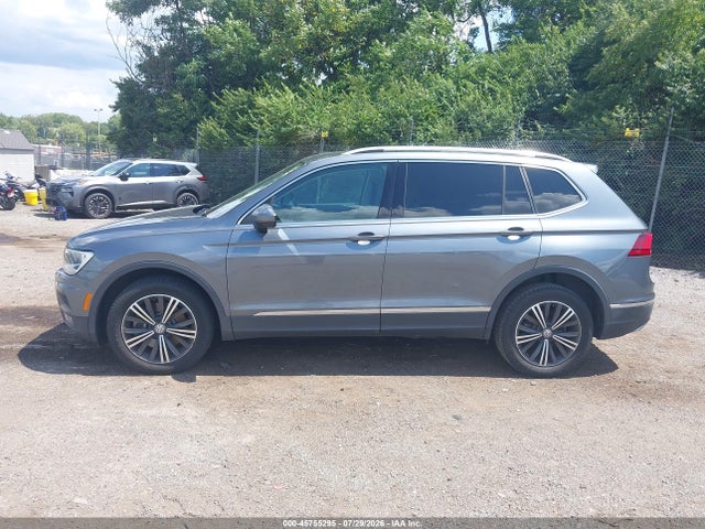 3VV2B7AX4JM015320 Volkswagen Tiguan 2.0t Se/2.0t Sel