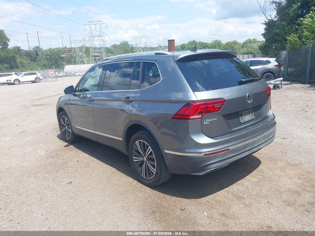 3VV2B7AX4JM015320 Volkswagen Tiguan 2.0t Se/2.0t Sel