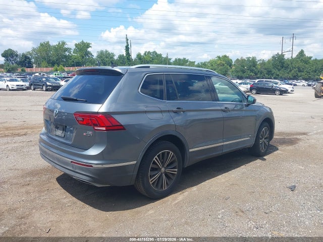 3VV2B7AX4JM015320 Volkswagen Tiguan 2.0t Se/2.0t Sel