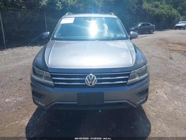 3VV2B7AX4JM015320 Volkswagen Tiguan 2.0t Se/2.0t Sel