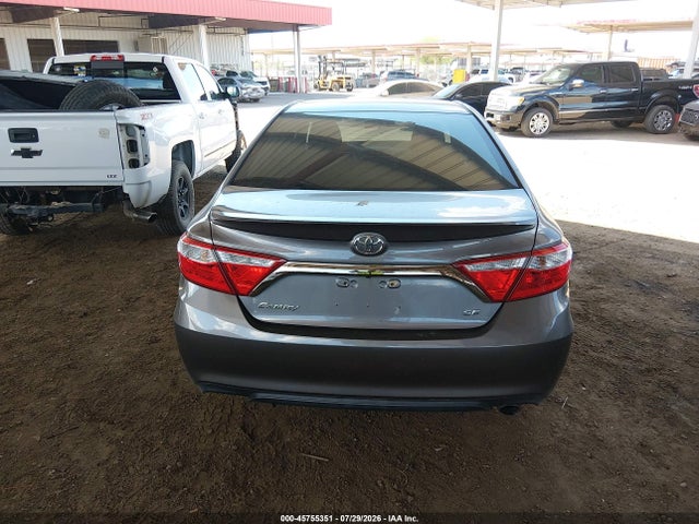 4T1BF1FK0HU269542 Toyota CAMRY SE