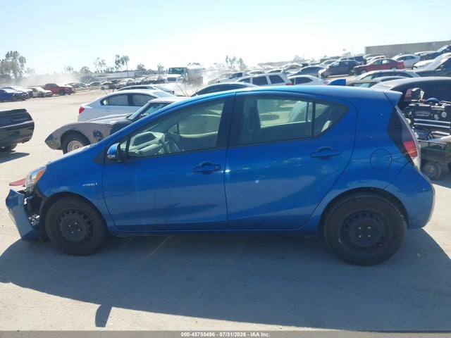 Toyota Prius C One 2015 JTDKDTB30F1104013 Image 14