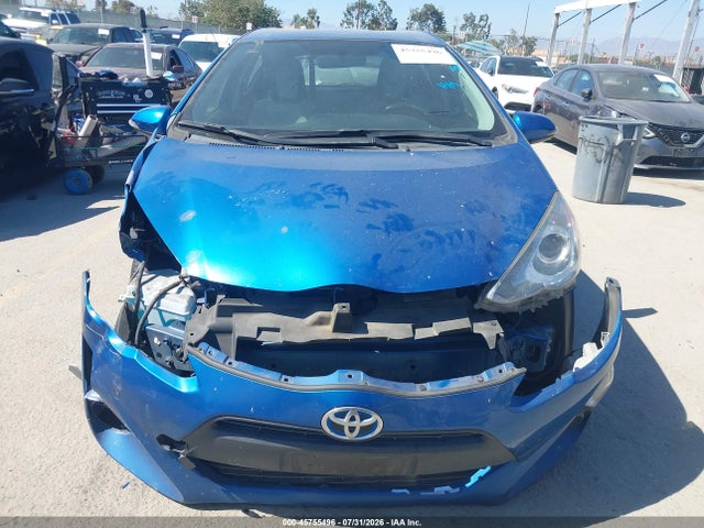 Toyota Prius C One 2015 JTDKDTB30F1104013 Image 6