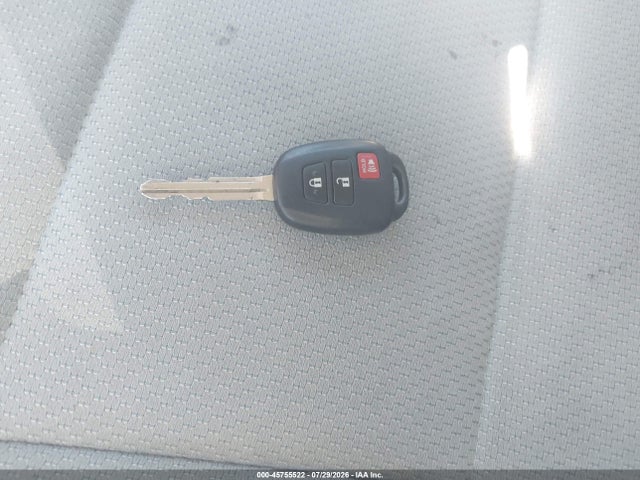 JTDKDTB39E1559201 Toyota Prius C One