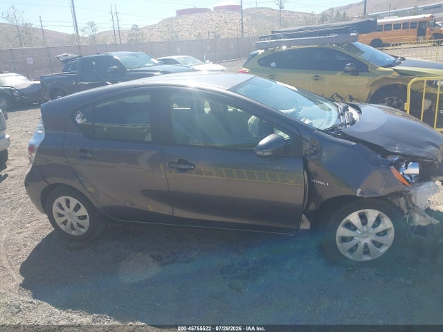 JTDKDTB39E1559201 Toyota Prius C One