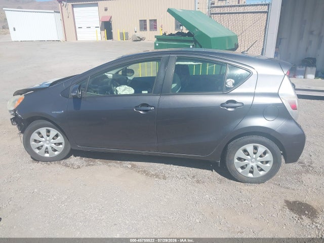 JTDKDTB39E1559201 Toyota Prius C One