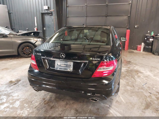 Продаж на аукціоні авто 2013 Mercedes-benz C 300 Sport 4matic, vin: WDDGF8AB1DR250964, номер лоту: 45755593