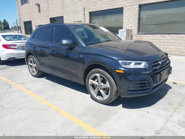 Audi Q5 Titanium Premium Plus 45 Tfsi Quattro S Tronic 2020 WA1ENAFY4L2077046 главное изображение