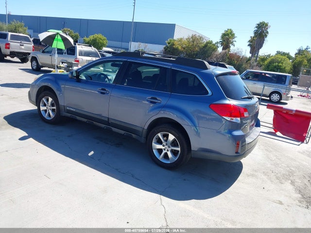 Subaru Outback 2.5i Limited 2014 4S4BRBLC1E3315777 Image 3