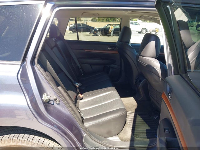 Subaru Outback 2.5i Limited 2014 4S4BRBLC1E3315777 Image 8