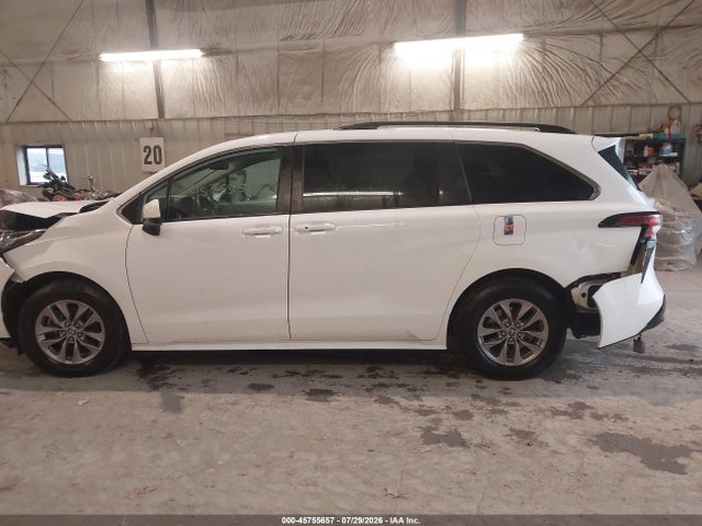 Aukcja sprzedaży 2022 Toyota Sienna Le, vin: 5TDKRKEC5NS103223, numer aukcji: 45755657