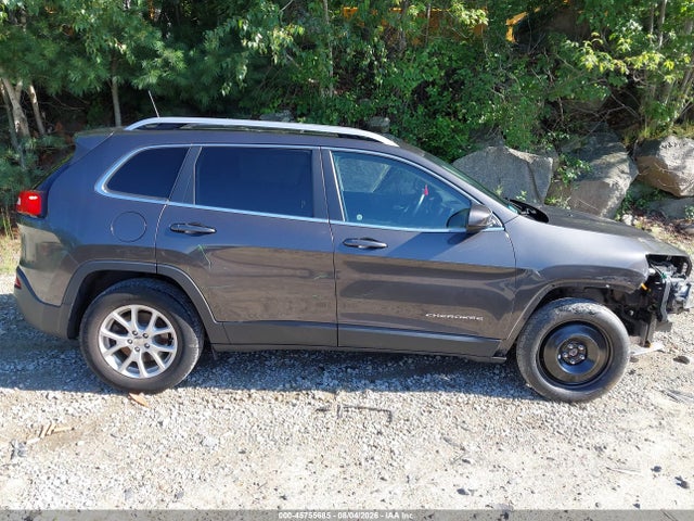 Продажа на аукционе авто 2017 Jeep Cherokee Latitude, vin: 1C4PJMCB7HW637864, номер лота: 45755685