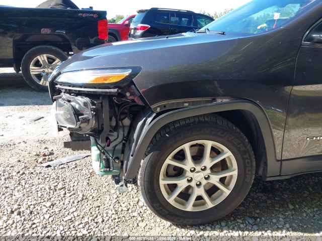 Продажа на аукционе авто 2017 Jeep Cherokee Latitude, vin: 1C4PJMCB7HW637864, номер лота: 45755685