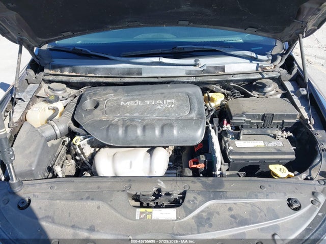 1C3CCCAB9GN103005 Chrysler 200 Limited
