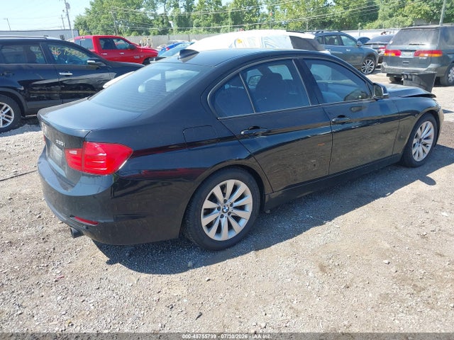 2012 Bmw 335i მანქანა იყიდება აუქციონზე, vin: WBA3A9C54CF271082, აუქციონის ნომერი: 45755799