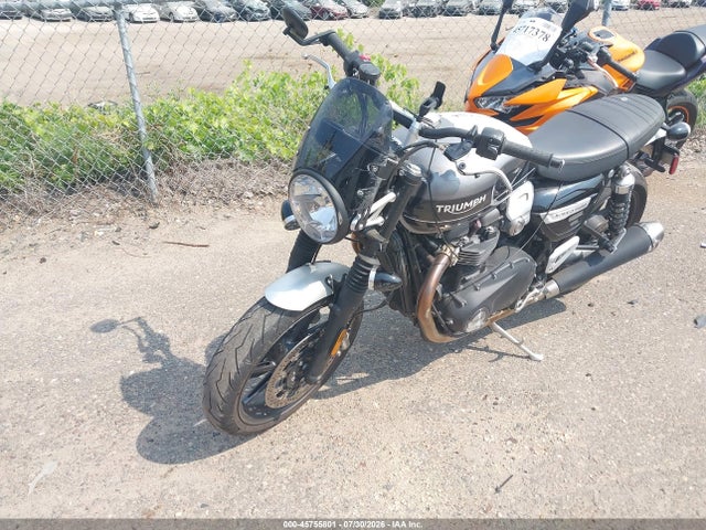 Triumph Motorcycle Speed Twin 2019 SMTD54HFXKT933636 Image 2