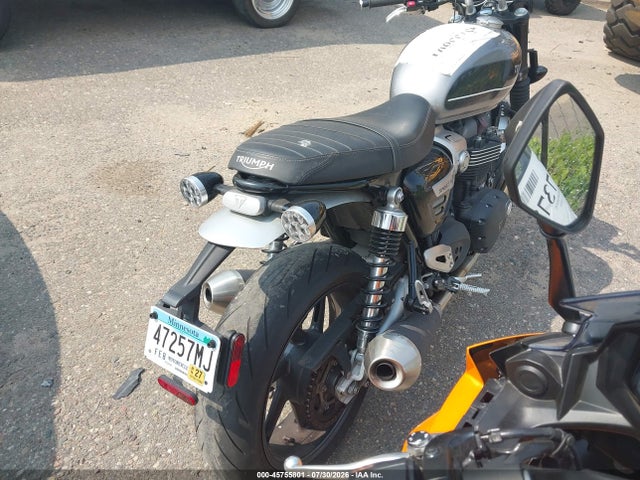 Triumph Motorcycle Speed Twin 2019 SMTD54HFXKT933636 Image 4
