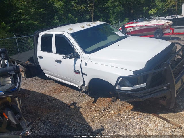 45755808 :رقم المزاد ، 3C7WDTCTXCG268479 vin ، 2012 Ram 3500 Chassis St/slt/laramie مزاد بيع