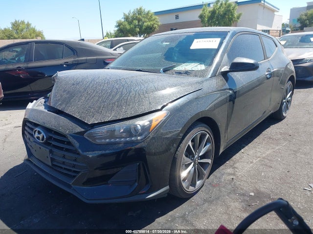 Hyundai Veloster 2.0 Premium 2019 KMHTG6AF8KU012399 Image 2