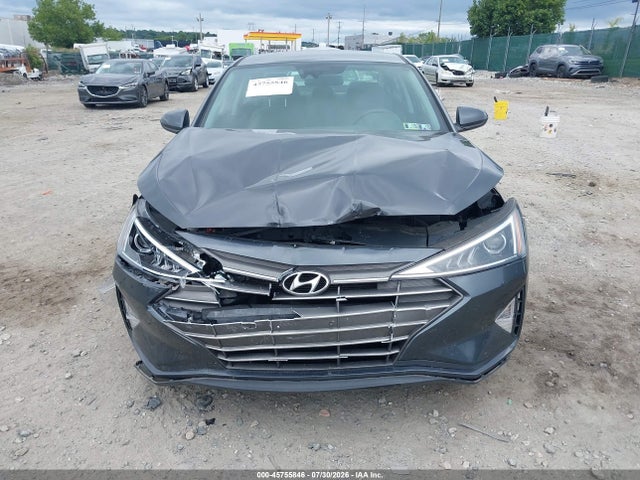 5NPD84LF4LH613084 Hyundai ELANTRA SEL