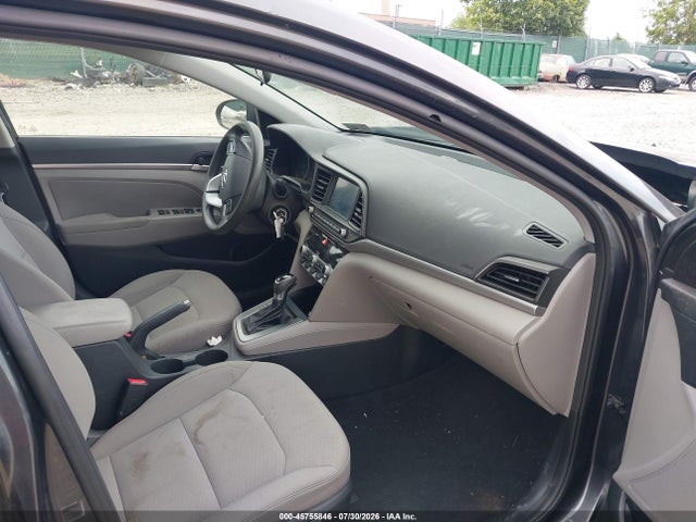 5NPD84LF4LH613084 Hyundai ELANTRA SEL