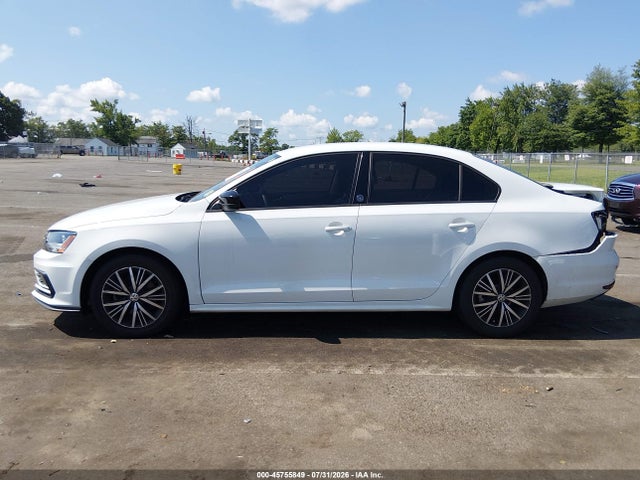 2018 Volkswagen Jetta 1.4t Se/1.4t Wolfsburg Edition მანქანა იყიდება აუქციონზე, vin: 3VWDB7AJ3JM236035, აუქციონის ნომერი: 45755849