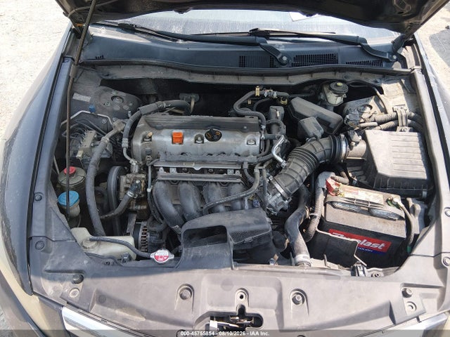 45755854 :رقم المزاد ، 1HGCP2F3XBA116472 vin ، 2011 Honda Accord 2.4 Lx مزاد بيع