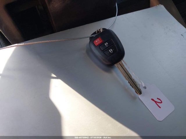 Toyota RAV4 LE 2016 2T3BFREV8GW514555 Image 11